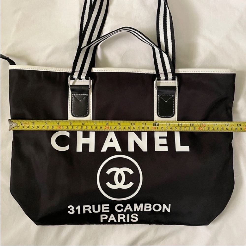 New Chanel Large Travel Bag Beach Tote with Double Handles VIP/GWP - Picture 7 of 8